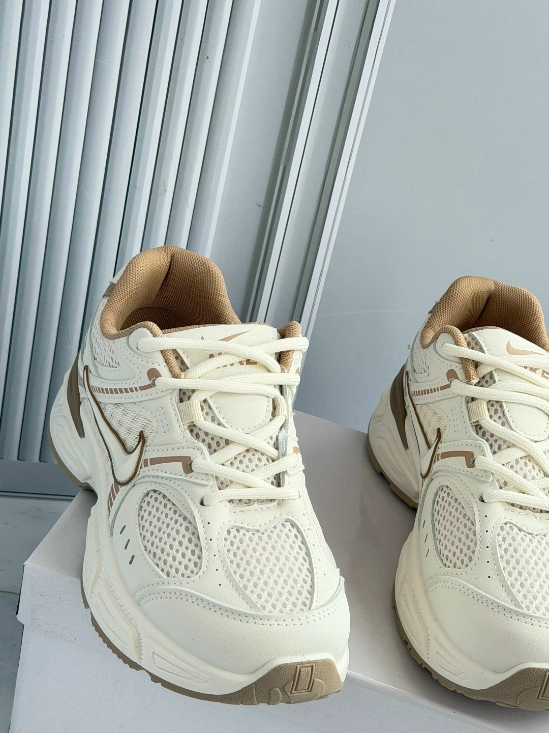 женские кроссовки,массивные кроссовки,кроссовки повседневные,nike m 2 k tekno,женские кроссовки nike