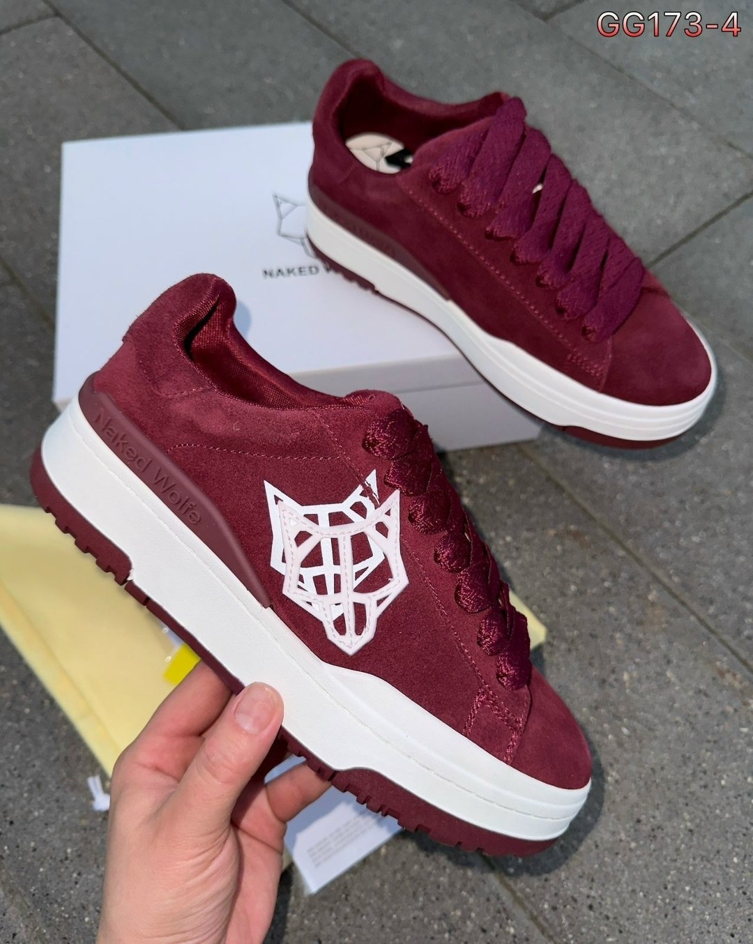 ,кеды брендовые,salvatore ferragamo кеды,замшевые кроссовки,замшевые кеды