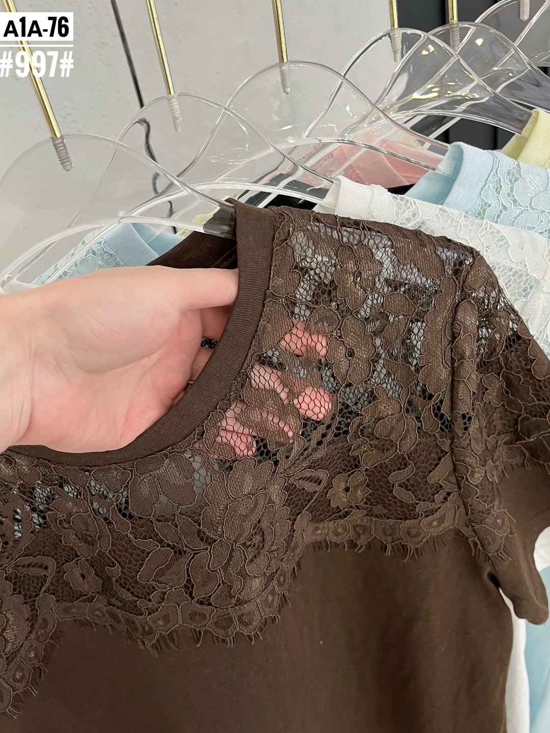 футболка с кружевами,футболки женская,кружевная футболка,футболки модные,футболка с кружевом