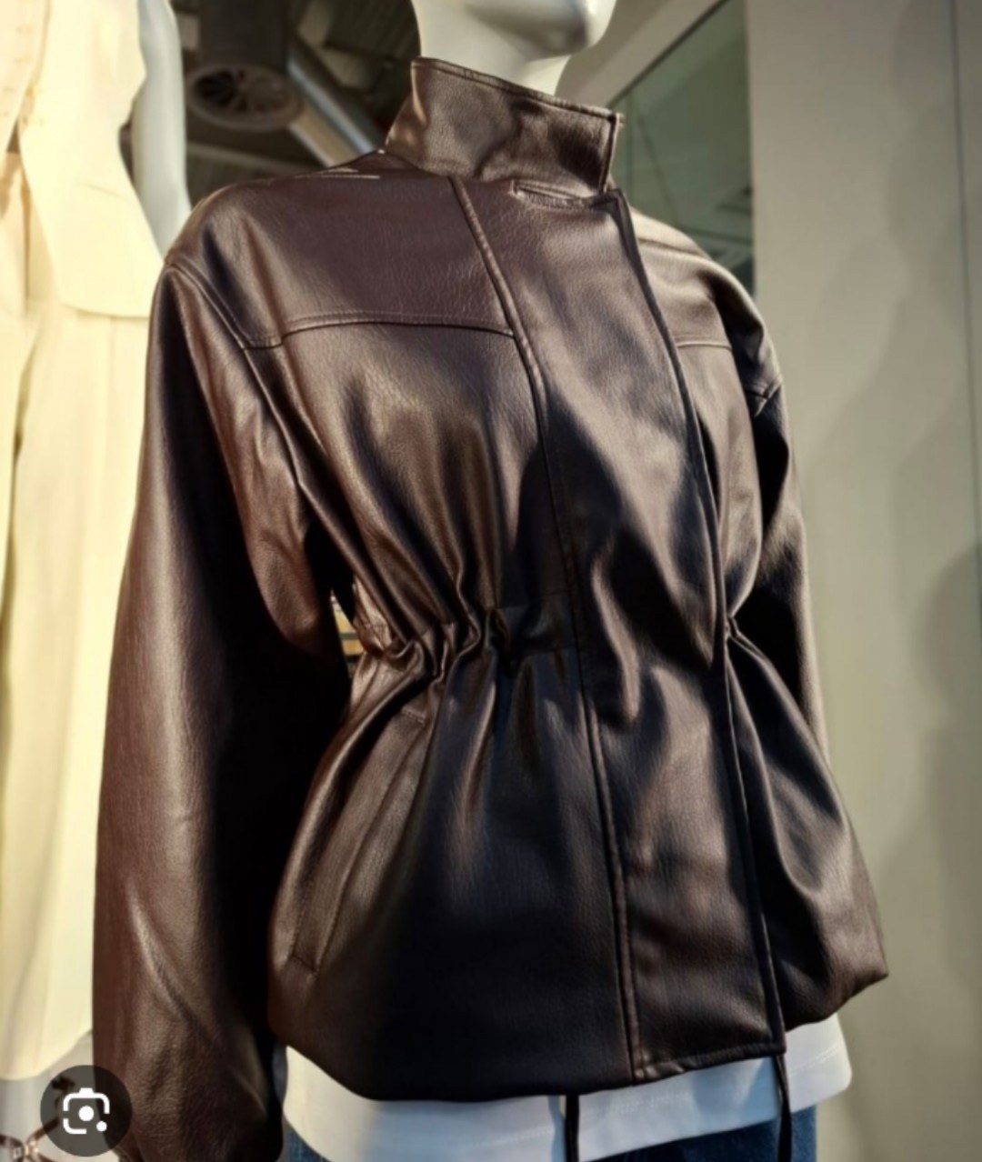 куртка кожаная,куртка бомбер,женская кожаная куртка,женская куртка из искусственной кожи,куртка-бомбер свободного кроя topshop из искусственной кожи коричневого цвета