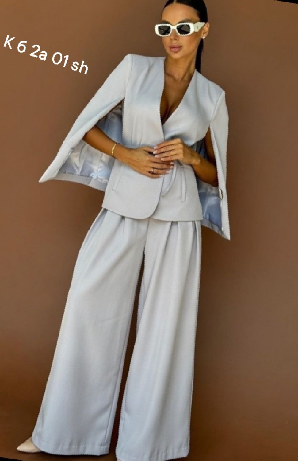 женский брючный костюм,костюм классический,женский костюм,костюм женский с брюками палаццо,костюм брючной