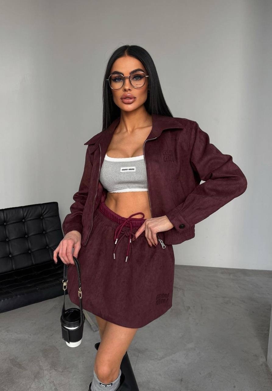 костюм с юбкой,женские костюмы с юбкой,костюм юбка и пиджак,костюм из микровельвета,вельветовый костюм с юбкой