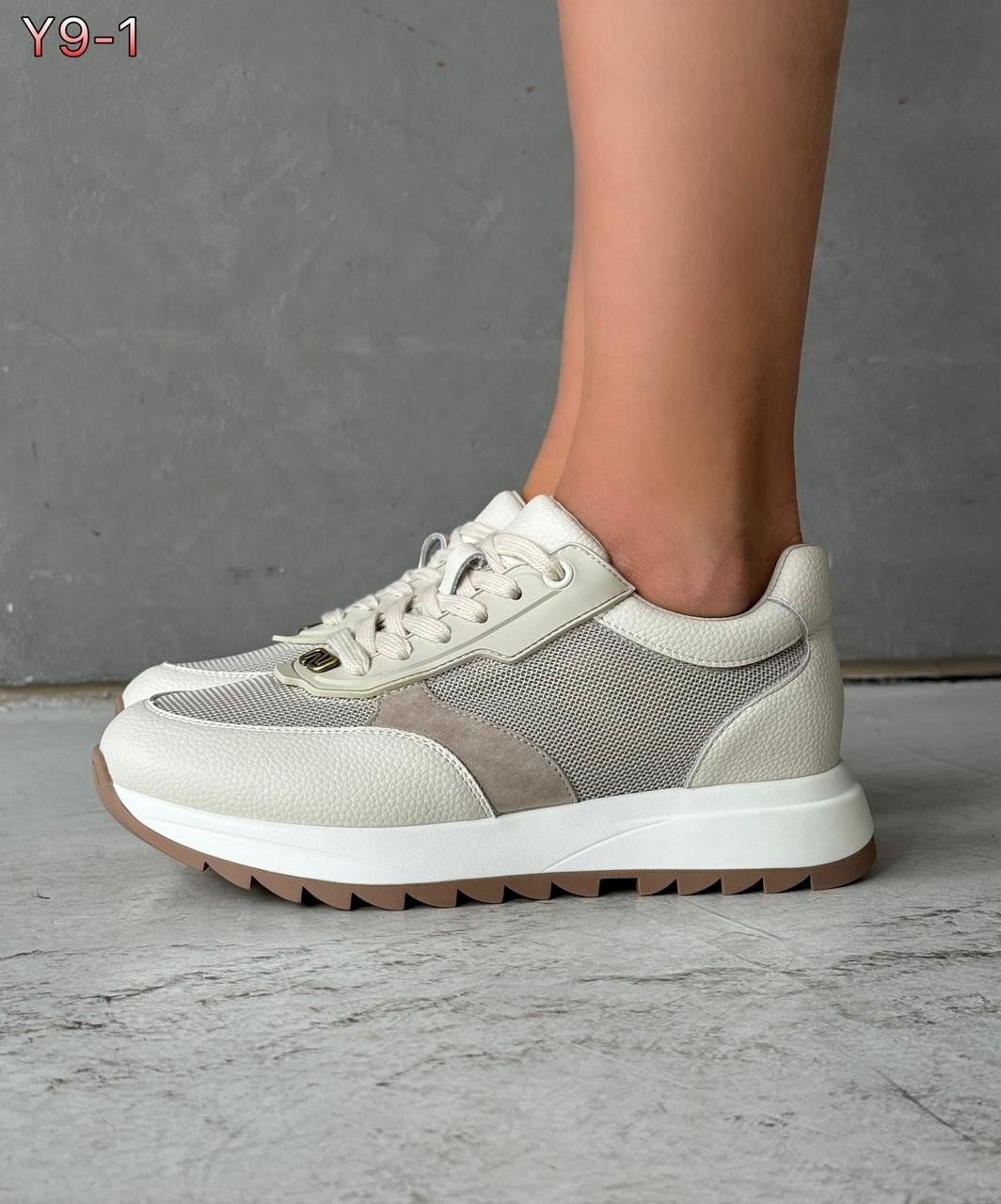 ,кроссовки женскиe,кроссовки черные,кроссовки для женщин,черные женские кроссовки