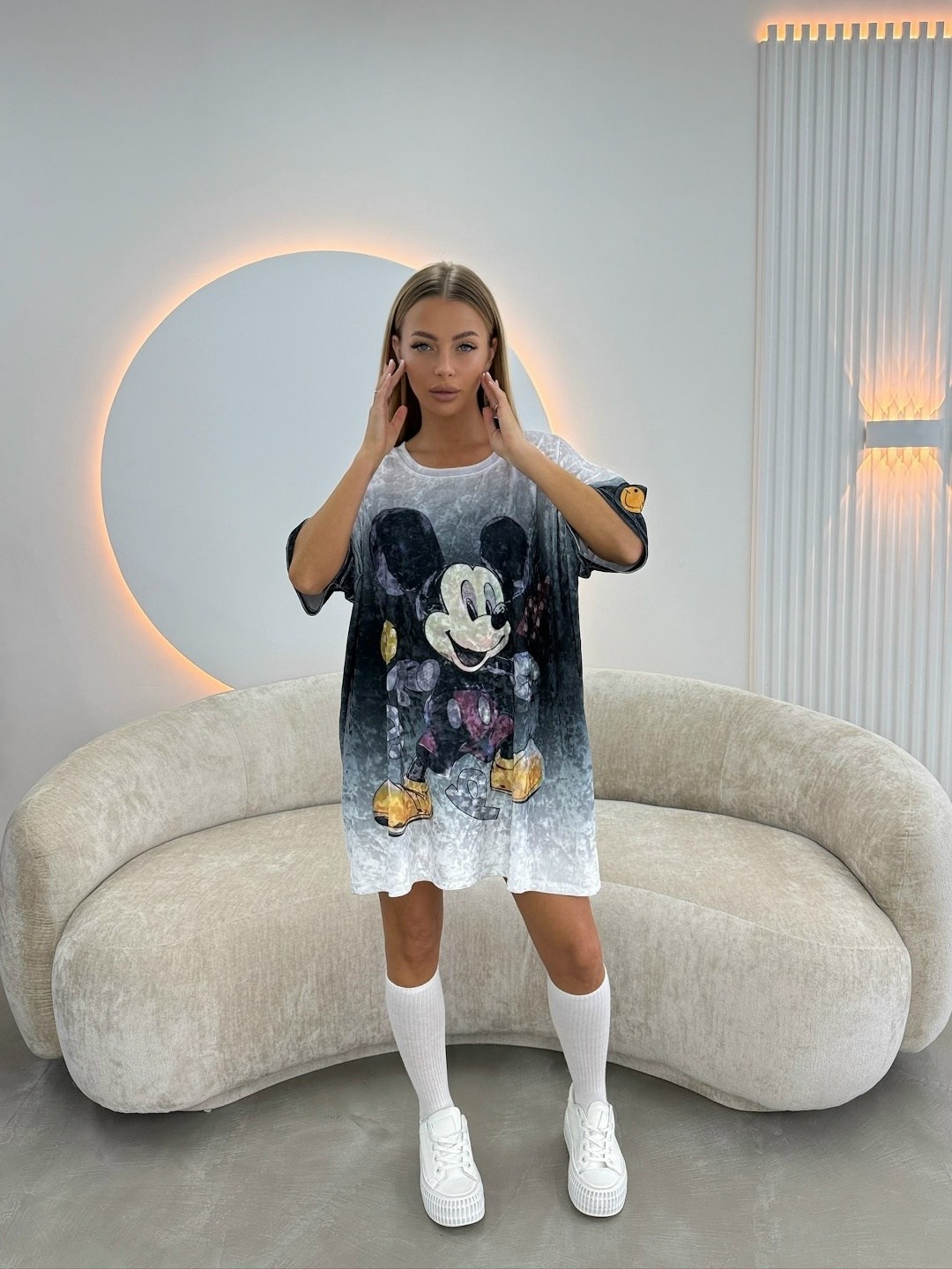 футболка оверсайз с принтом мики маус fashion lux,женская футболка оверсайз,футболки оверсайз с принтами,женская футболка,футболки оверсайз