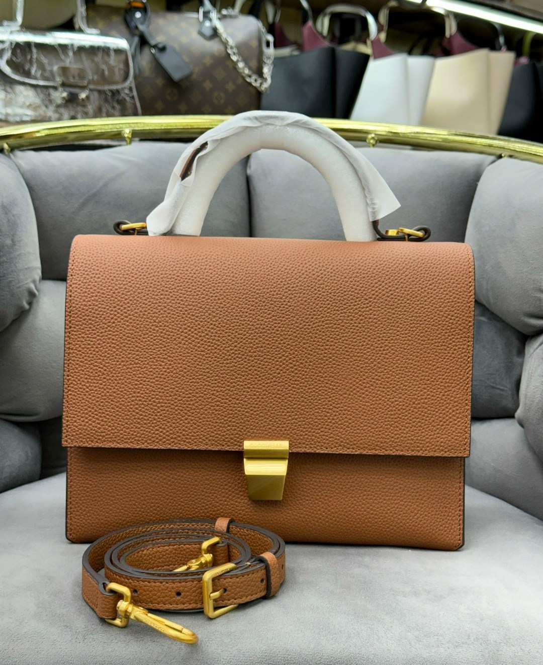 coccinelle сумка на плечо,сумка,женская сумка,сумка классическая,сумка модная