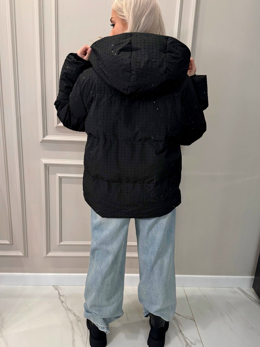 стильная куртка,куртка,женская куртка,демисезонная куртка,куртка зимняя короткий пуховик со стразами lizuntas brand