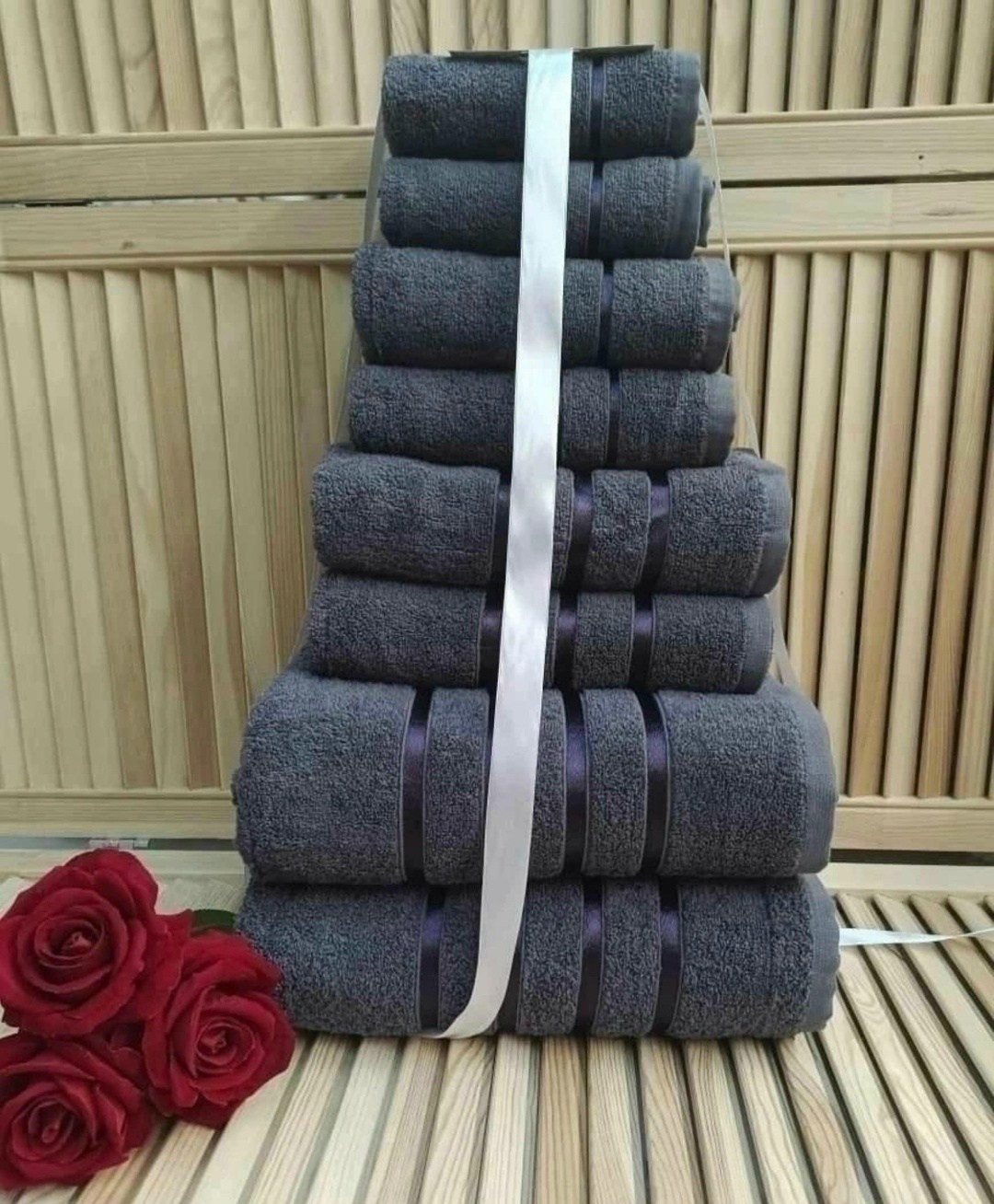 комплект из восьми полотенец,комплект махровых полотенец,набор полотенец,комплект полотенец,полотенца