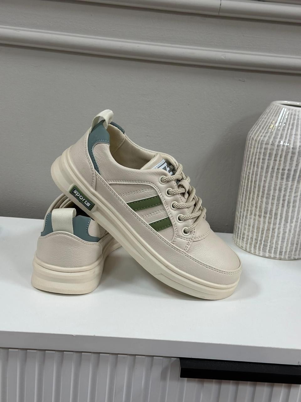 женские кроссовки,,женская , кроссовки,повседневная