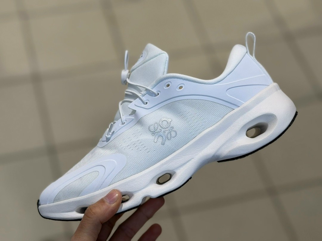 on cloud x loewe 9723 повседневная  кроссовки,кроссовки loewe,кроссовки,повседневные кроссовки,кроссовки мужские женские