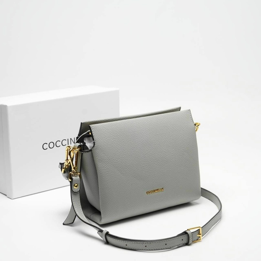 сумка женская coccinelle,coccinelle сумка,сумка,сумка женская,coccinelle сумка на плечо