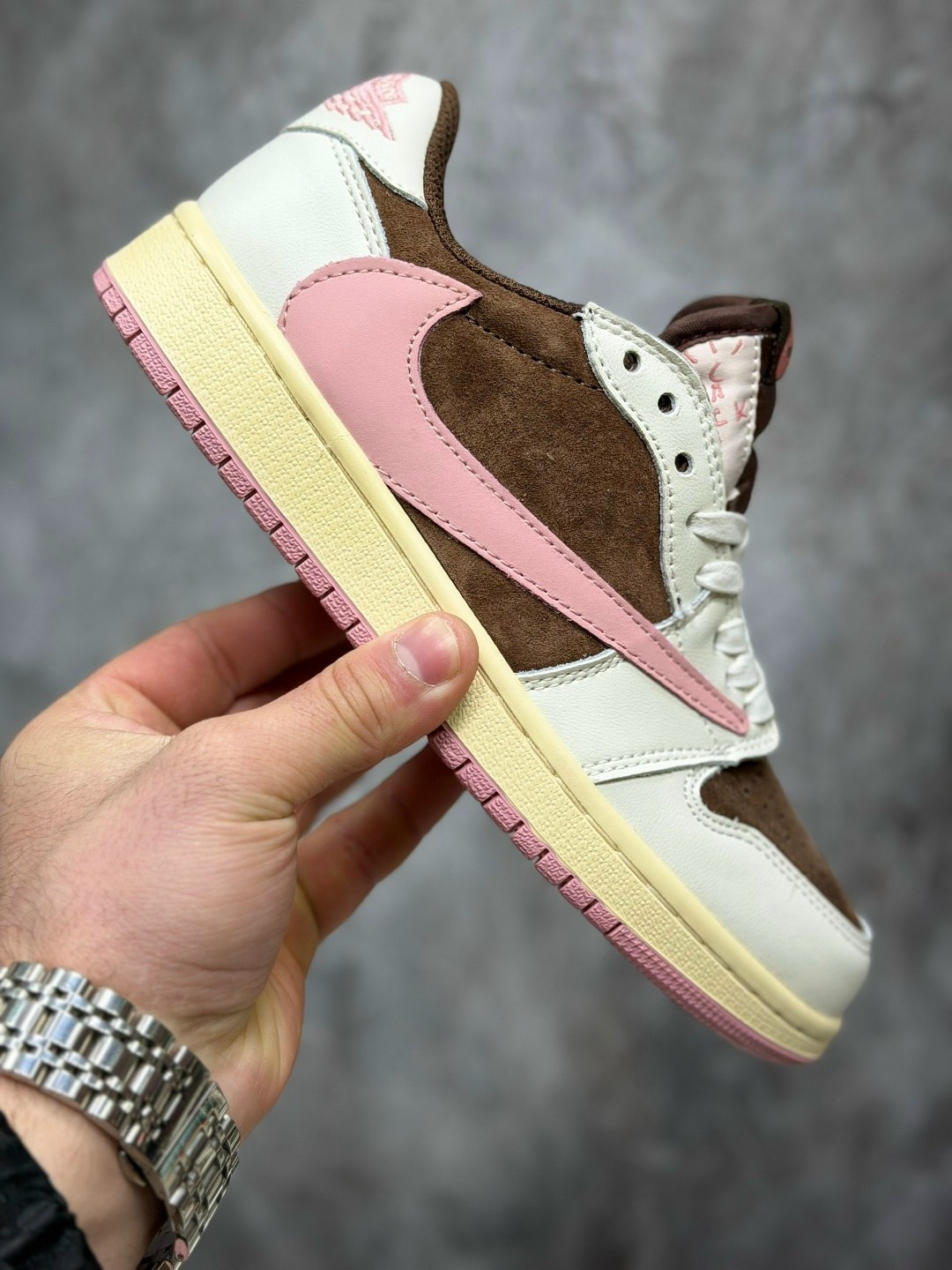 кеды travis scott x air jordan 1 pink oxford,кроссовки nike travis scott x air jordan 1 low,nike air jordan 1 low x travis scott,кроссовки nike air jordan 1 low travis scott,nike air jordan 1 low trav