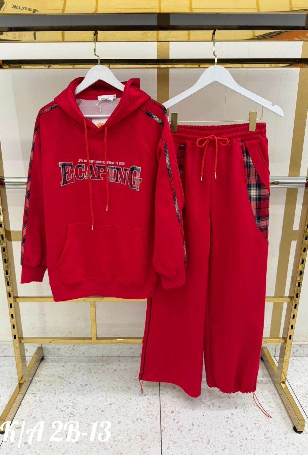 спортивный костюм,костюм спортивный gucci,стильные костюмы,спортивный костюм женский,повседневный спортивный костюм