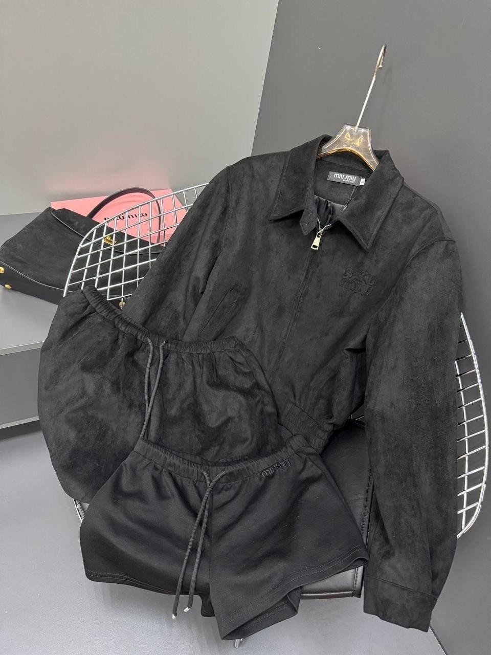 велюровые костюмы,велюровый спортивный костюм,женская кофта,костюм женский,велюровый костюм женский