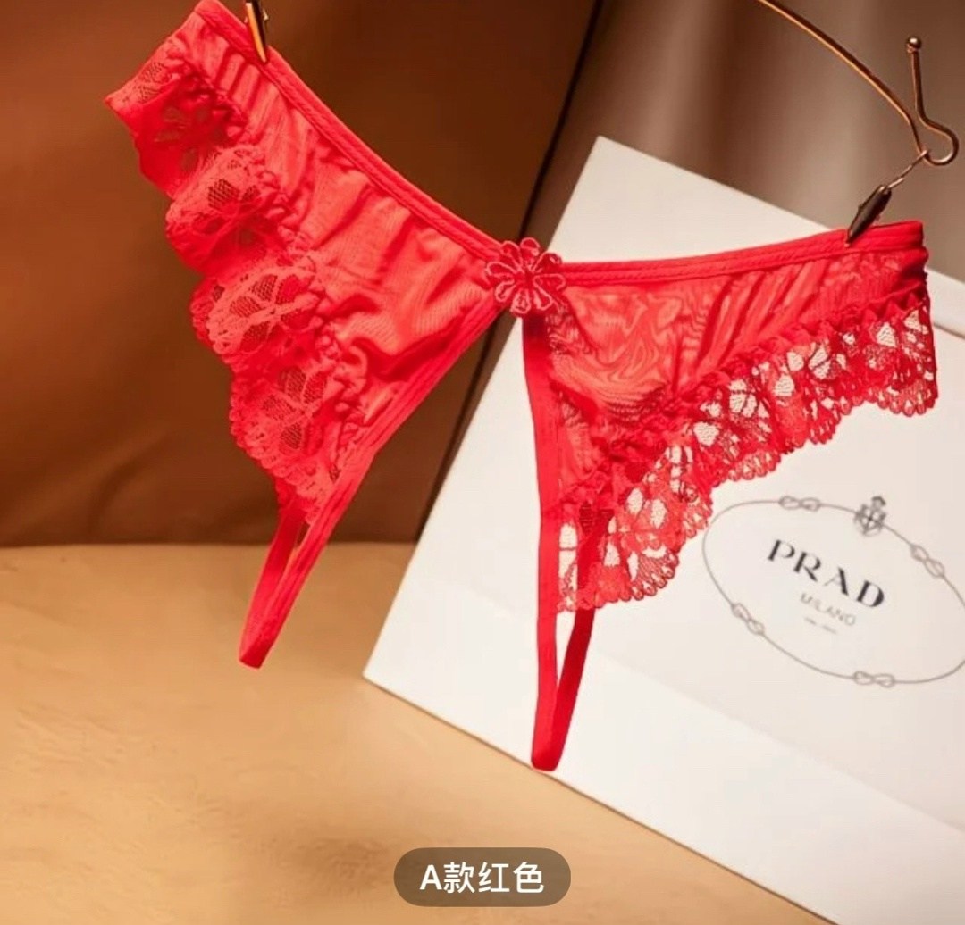 сексуальные женские трусики,женские сексуальные кружевные трусики,соблазнительные женские трусики,женские трусики,эротические женские трусики