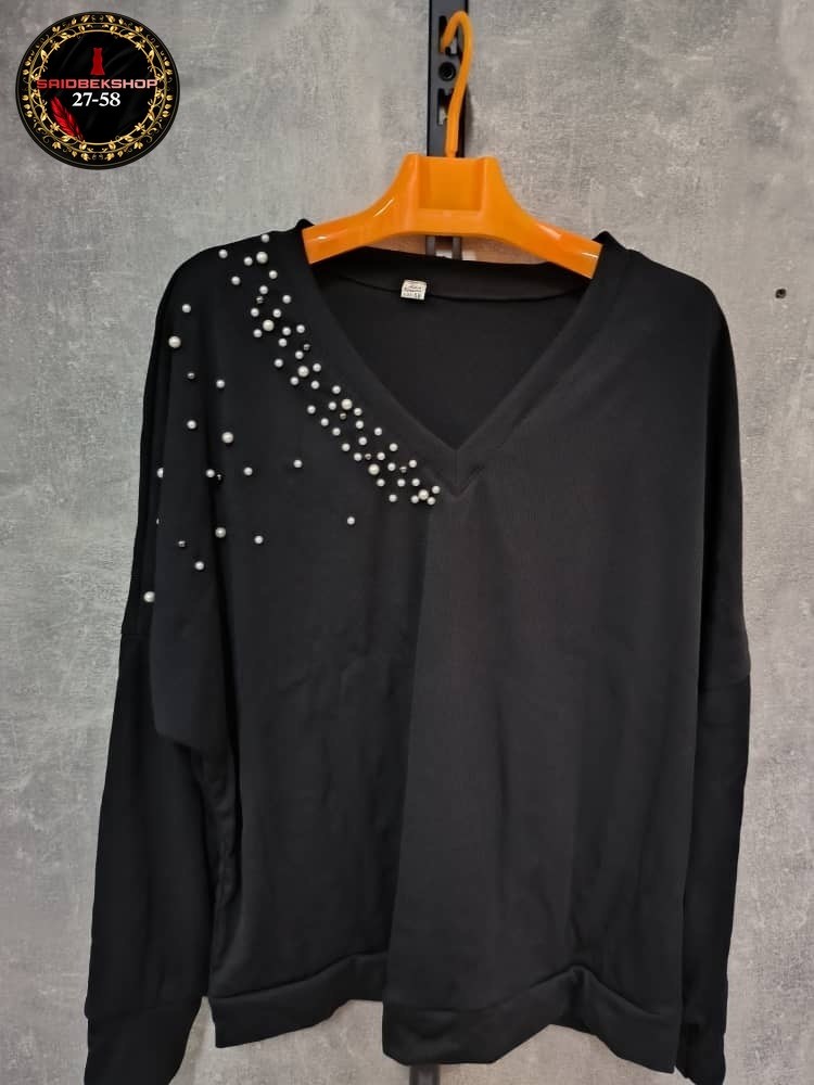 кофточка с отделкой из жемчужин,кофта женская с стразами,женская кофта с бусинами,кофта женская трикотажная с бусинами,кофта нарядная со стразами