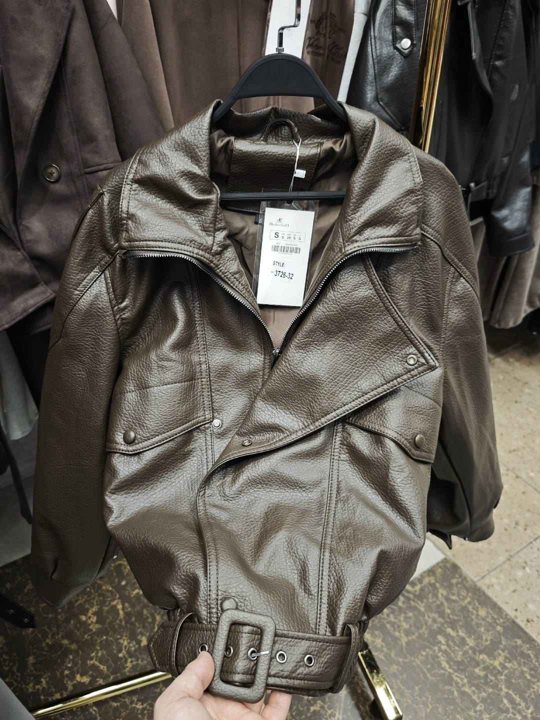 косуха кожаная куртка оверсайз saint shine,кожаная куртка yves saint laurent,кожаная куртка,куртка,короткая куртка из искусственной кожи