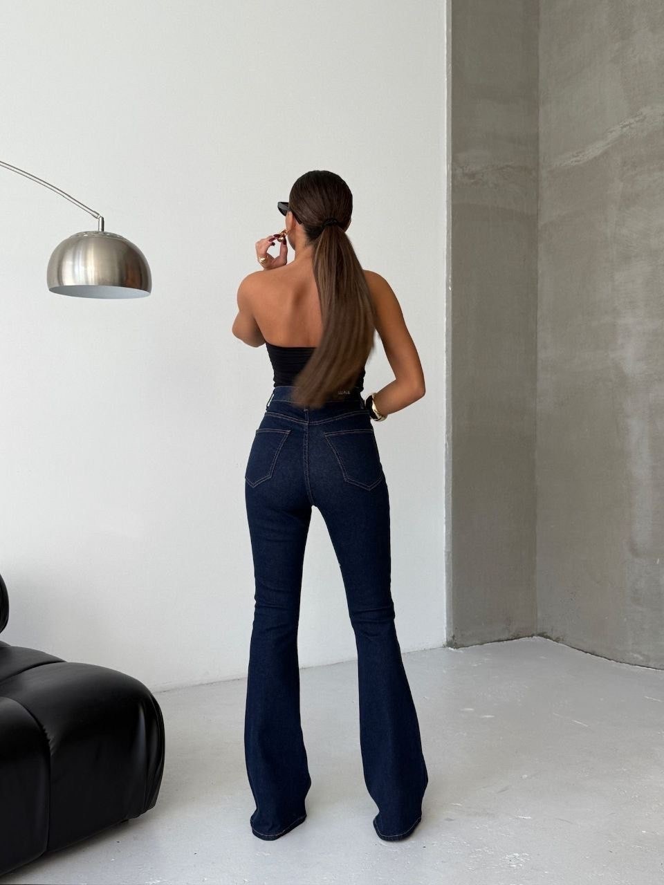 джинсы-клеш trendyol с высокой талией черный,женские джинсы клеш,джинсы женские,джинсы с высокой талией,брюки джинсы