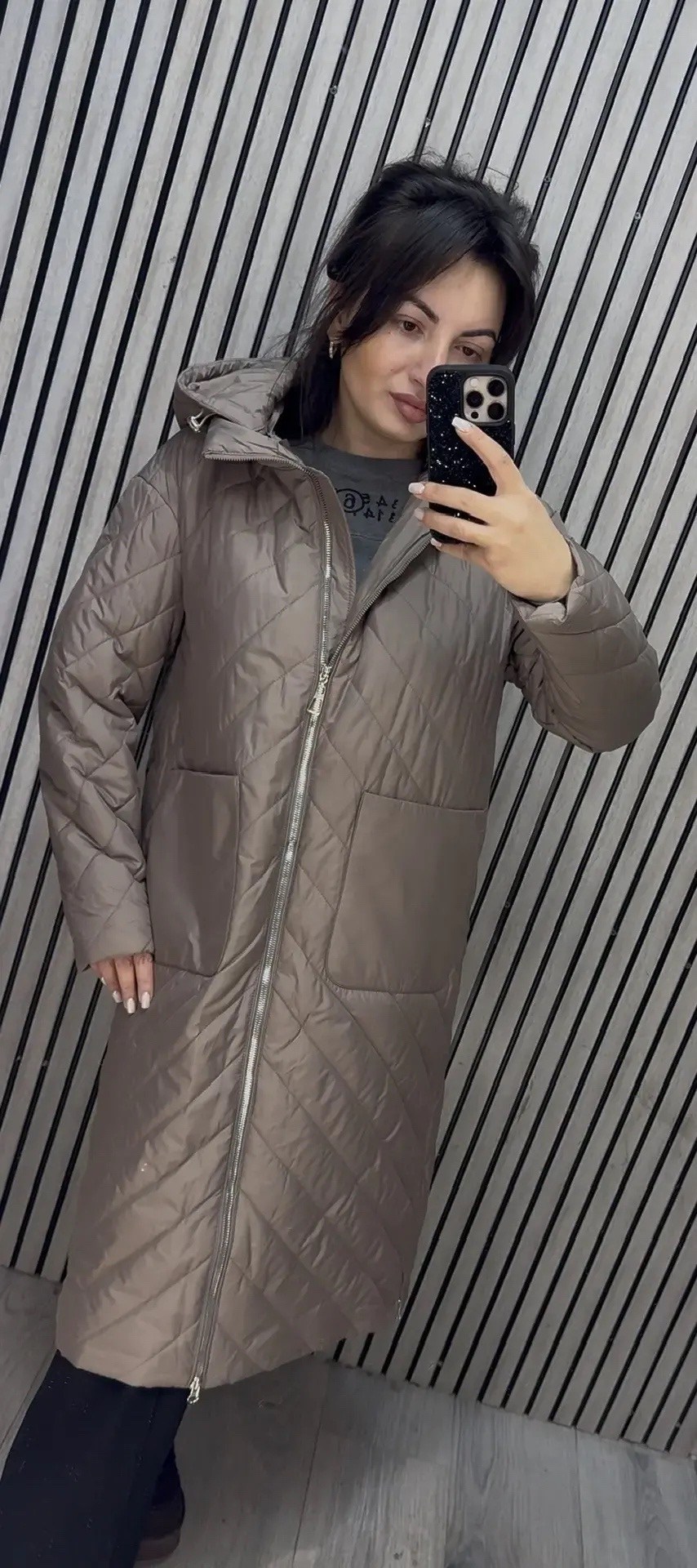 демисезонная куртка,пальто стеганое с капюшоном,пальто стеганое,удлиненная куртка,стеганое женское пальто