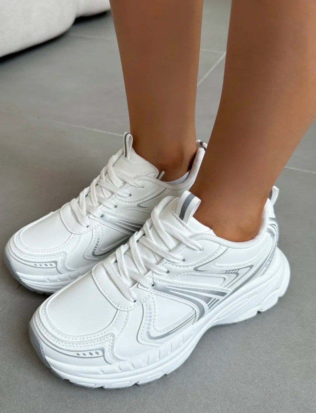 женские кроссовки,белые кроссовки,кроссовки женские белые,женские массивные кроссовки,модные кроссовки