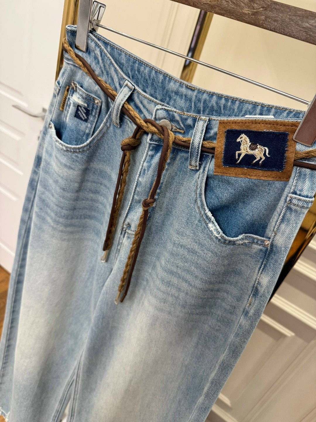 джинсы широкие,джинсы широкие женские,джинсы женские,фасон джинсов