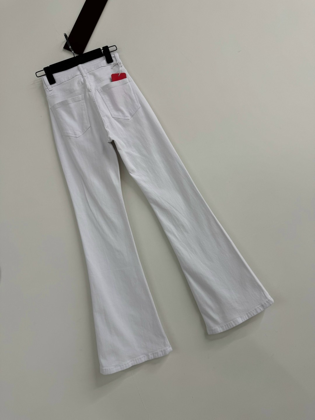 джинсы белые клеш,джинсы белые,белые джинсы женские,джинсы женские,джинсы женские c.&.p д-чк белые