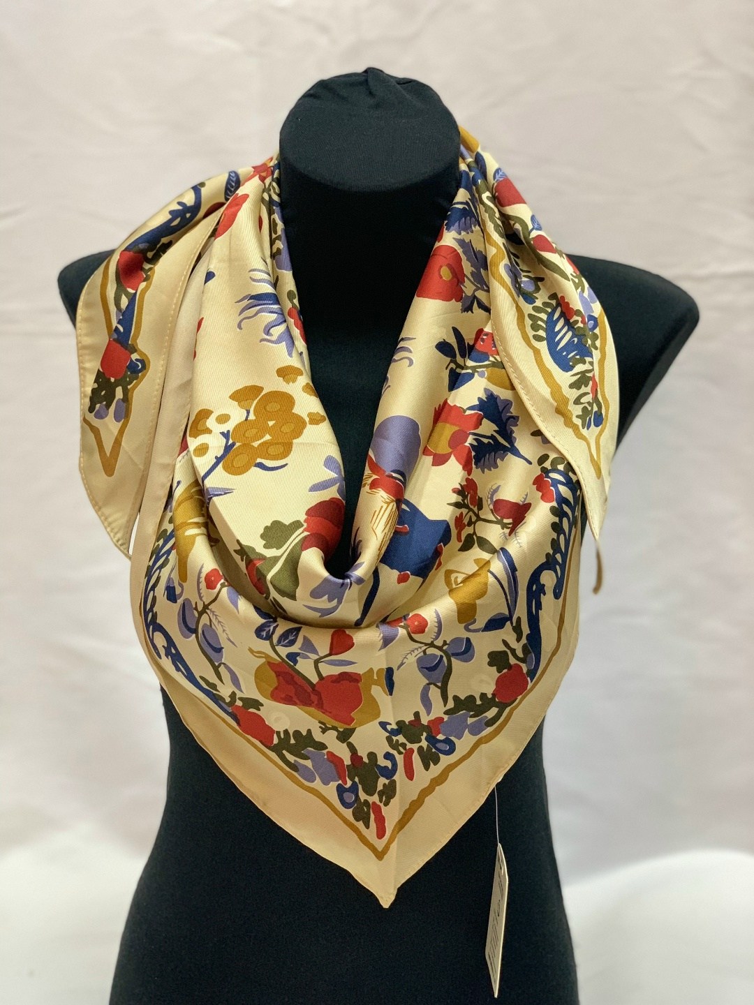 платок женский,платок,платки шарф,атласный платок,платок шаль