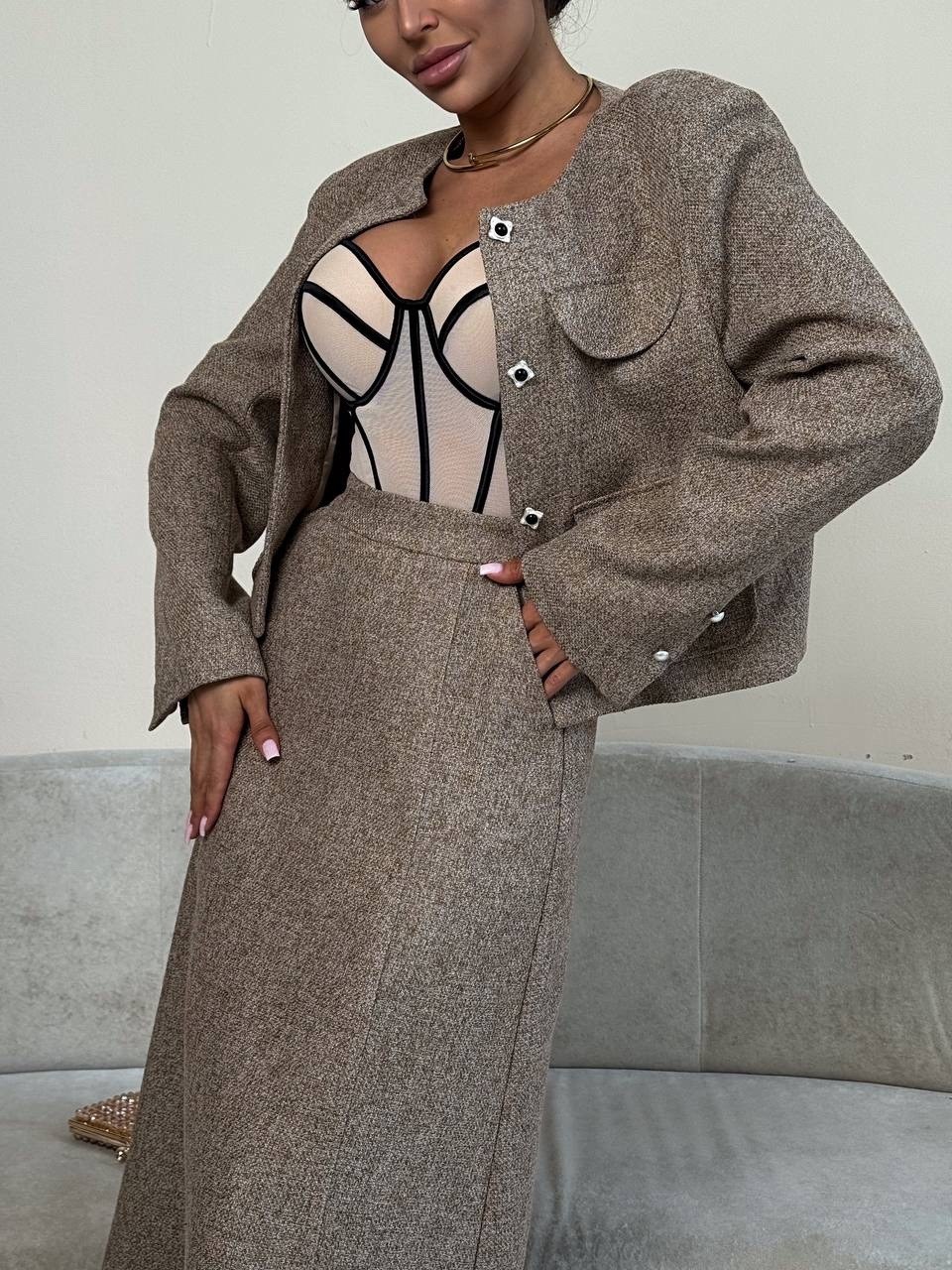 твидовый костюм,твидовый костюм с юбкой,костюм с юбкой,женский костюм твидовый,костюм женский из твида в стиле шанель