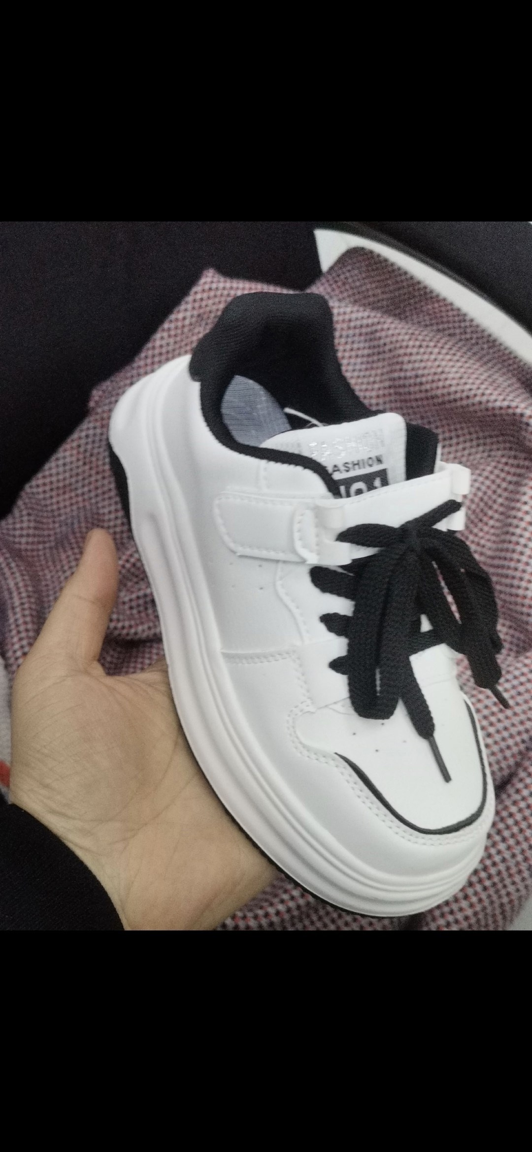 ,удобные кроссовки,детские кроссовки,кроссовки для детей,спортивная