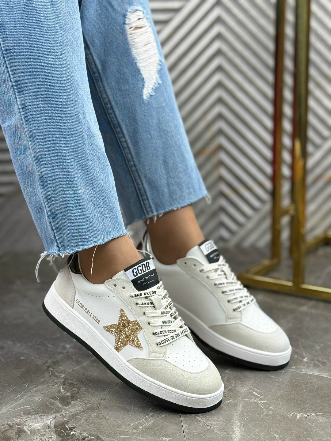 ,golden goose кроссовки,кроссовки со звездами,спортивный ,модная спортивная