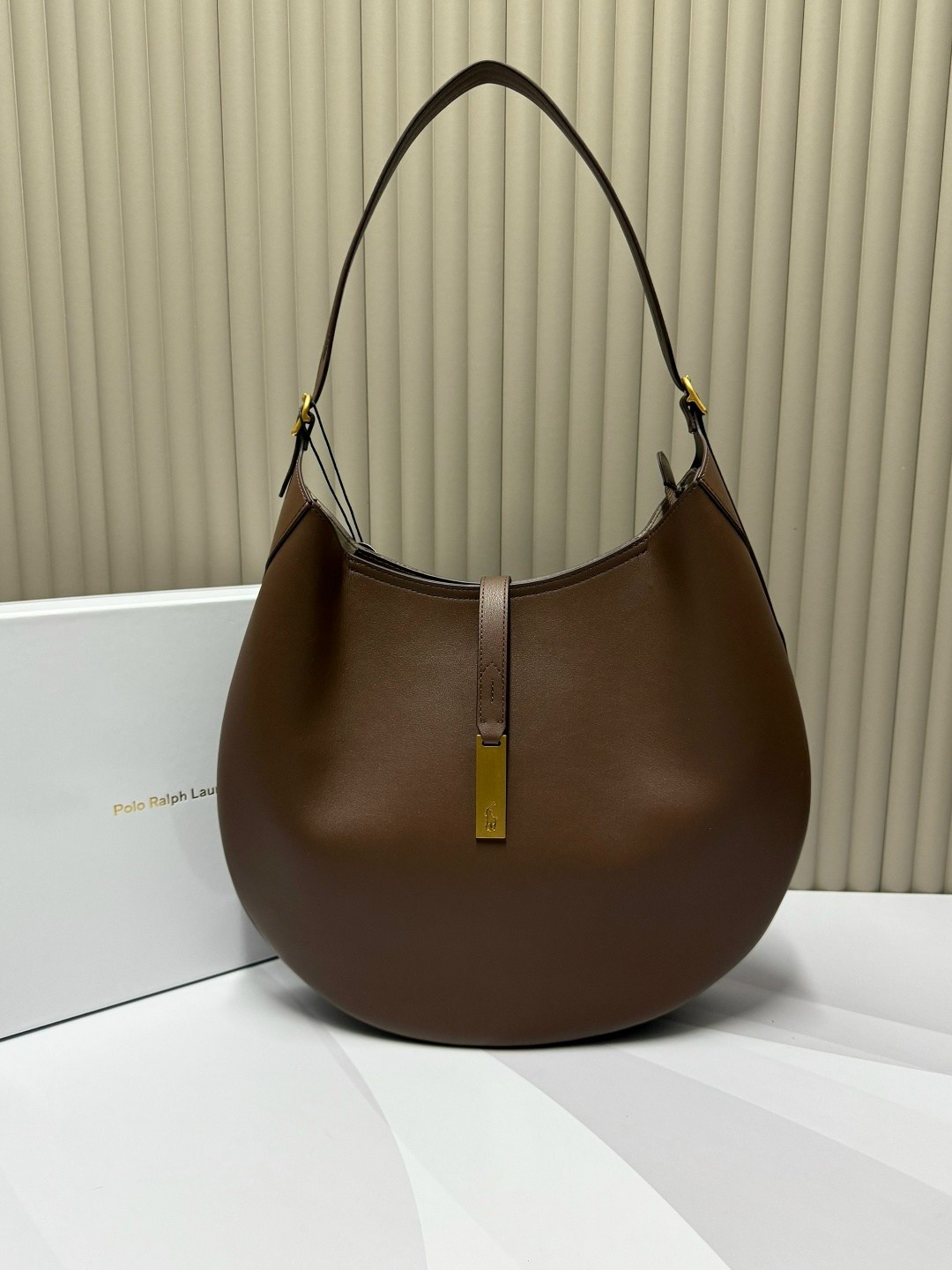 сумка,женская сумка,кожаная сумка,модная сумка,сумка женская коричневая