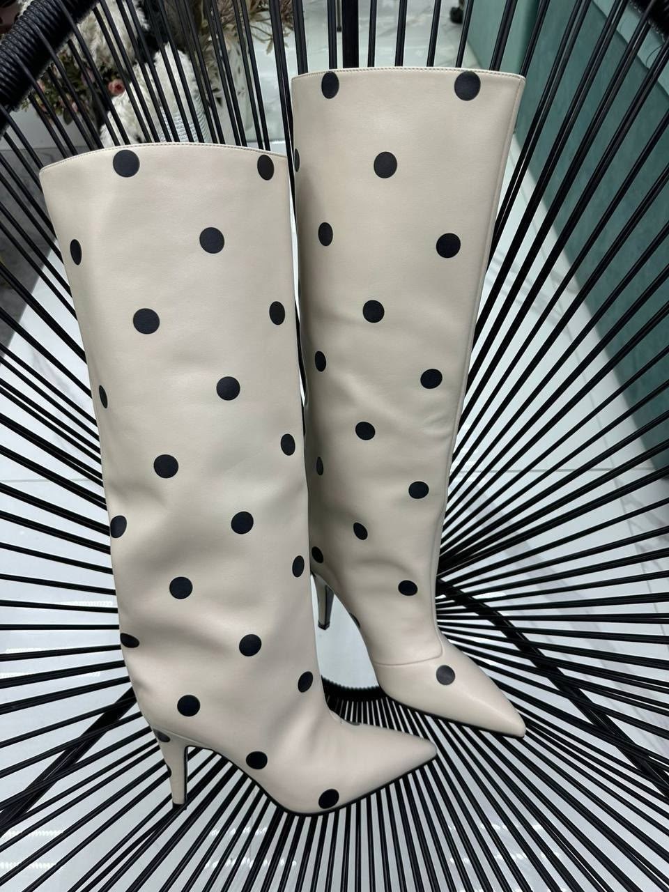 женские сапоги,сапоги в горох,высокие сапоги,белые сапоги, в горошек