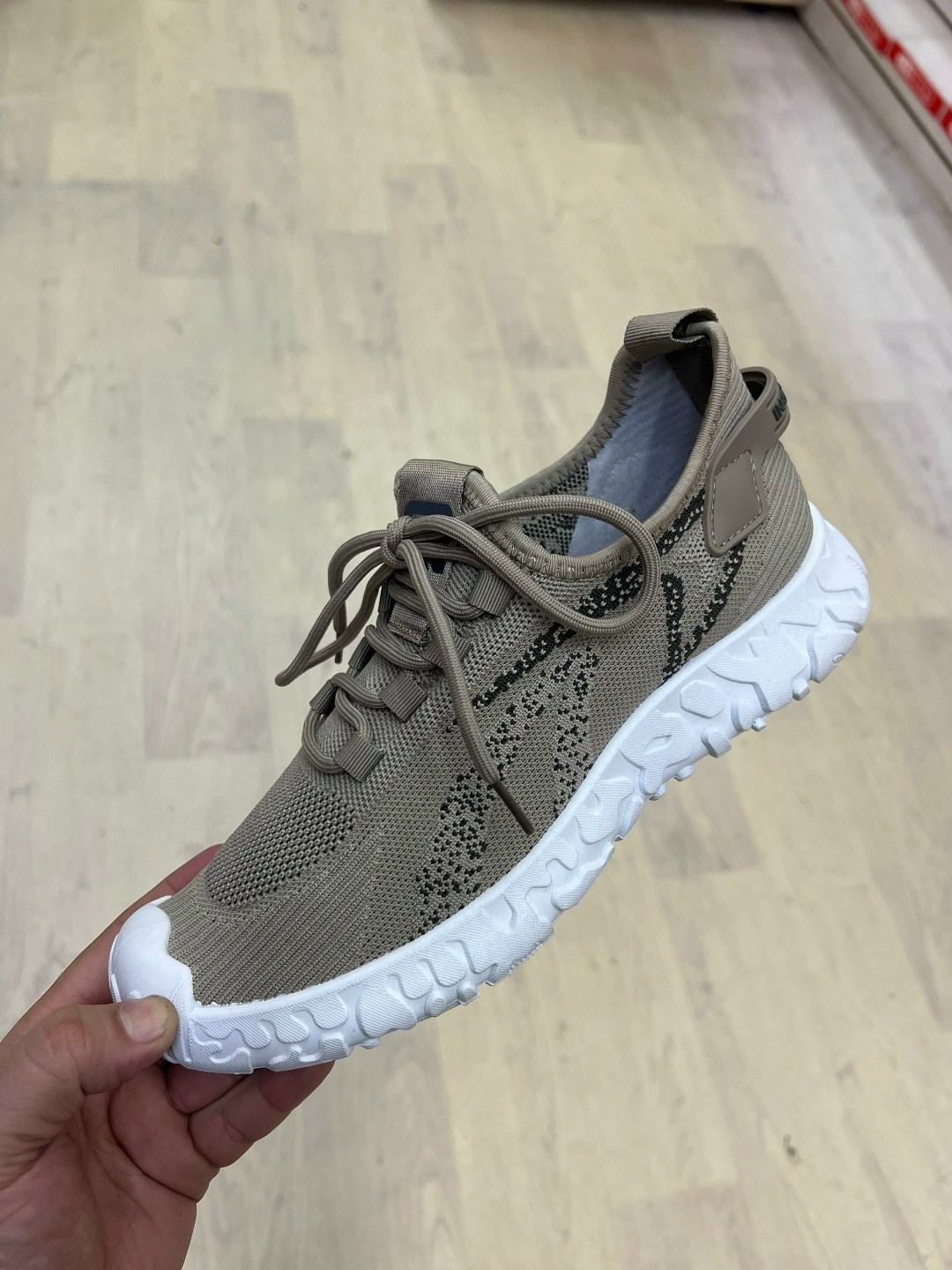 кроссовки,повседневные кроссовки,женские кроссовки,кроссовка,мужская  кроссовки