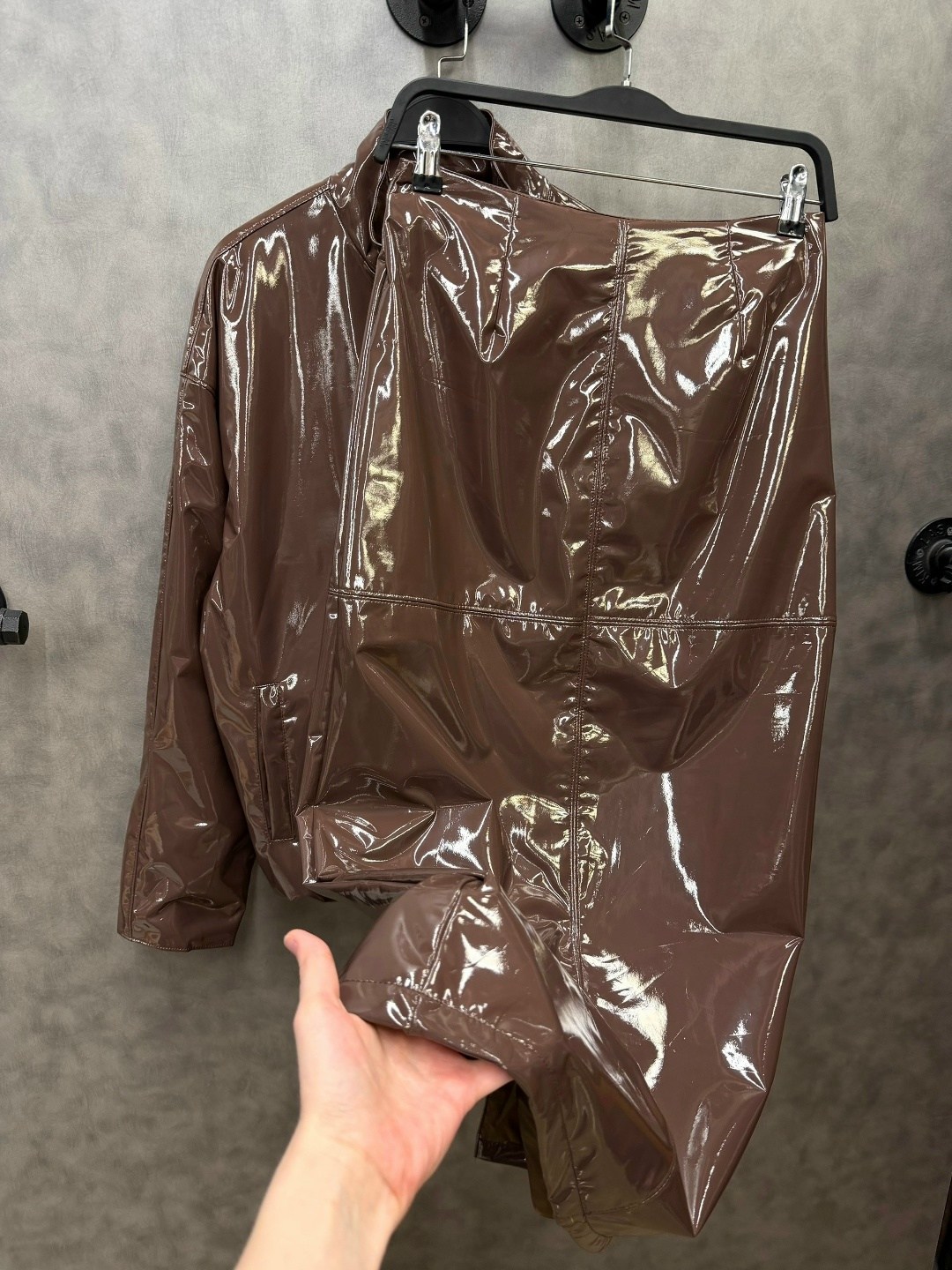 кожаная куртка,кожаная куртка женская,короткая кожаная куртка,кожаная куртка бомбер,куртка из искусственной кожи женская