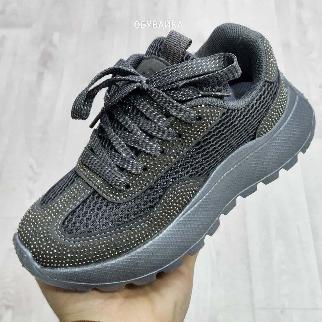 ,женские кроссовки,спортивная , женская,спортивные кроссовки