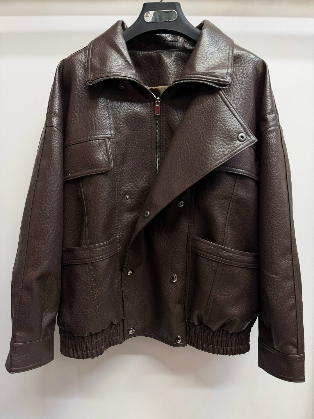 кожаная куртка,кожаная куртка женская,модные кожаные куртки,косуха куртка,куртка косуха кожаная