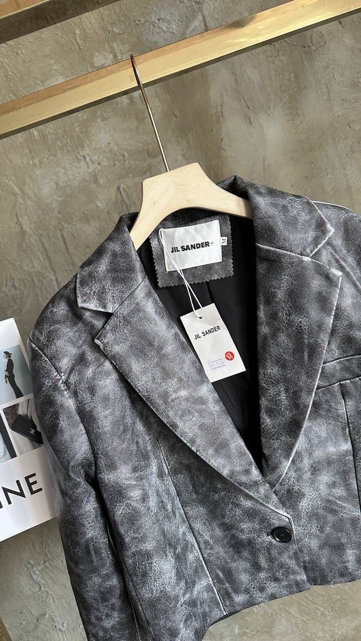 кожаная куртка,кожаная куртка женская,куртка женская,пиджак,короткая куртка