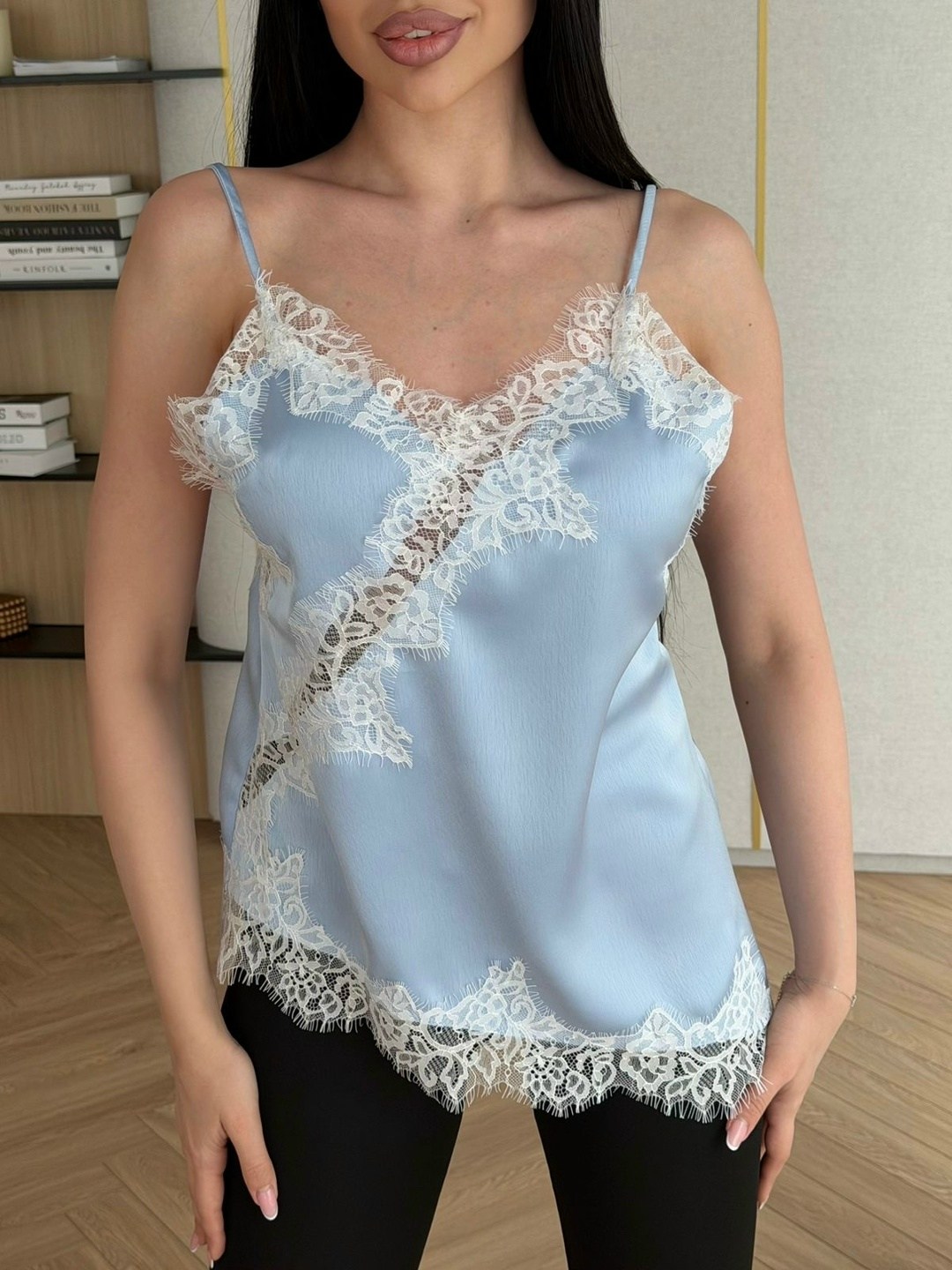 топ с кружевом,майка с кружевом,топ в бельевом стиле,майка с кружевами,топ женский атласный на тонких бретельках