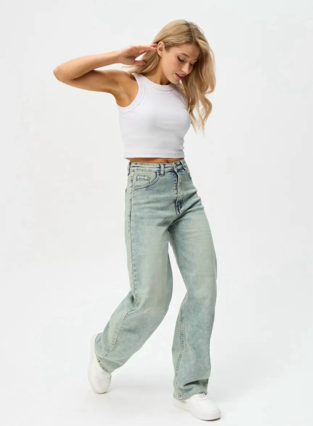 женские джинсы,джинсы широкие,джинсы,джинсы брюки,мешковатые широкие джинсы светло-голубого цвета levi's