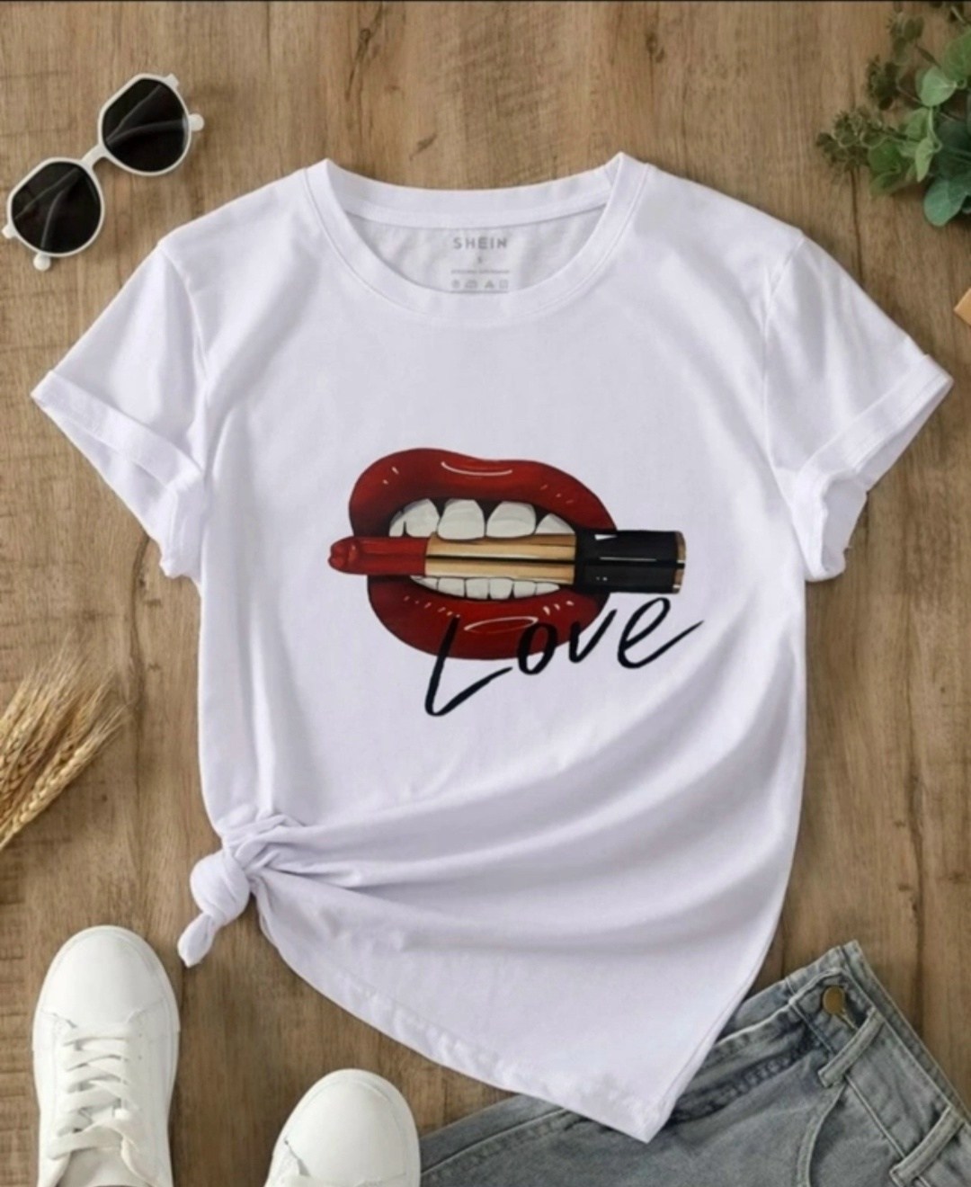 футболки женская,футболки женские модные,футболки на лето,футболки женские с принтом,футболка с принтом губы