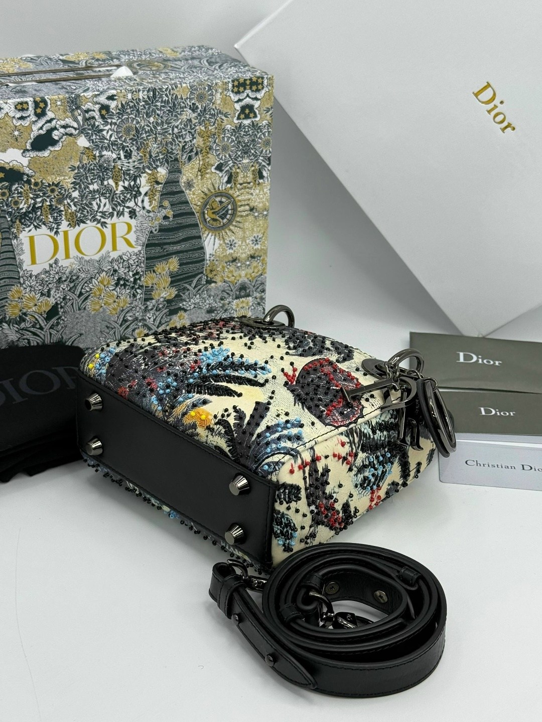 dior сумка,сумка диор,кристиан диор сумка,сумка lady dior,женская сумка dior