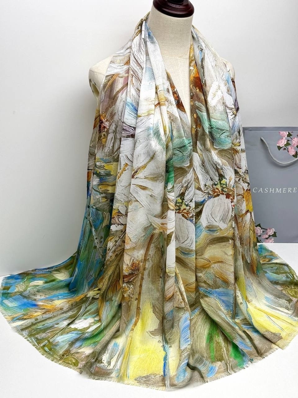 палантин женский,шарф шёлковый,шарфы для женщин,женский шелковый шарф,шарф женский шелковый с принтом