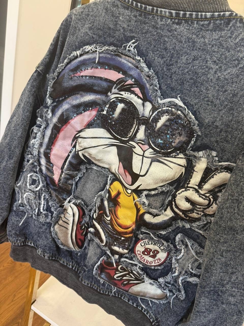 джинсовый бомбер женский,джинсовая куртка,джинсовый бомбер,джинсовая куртка бомбер,куртка женская бомбер