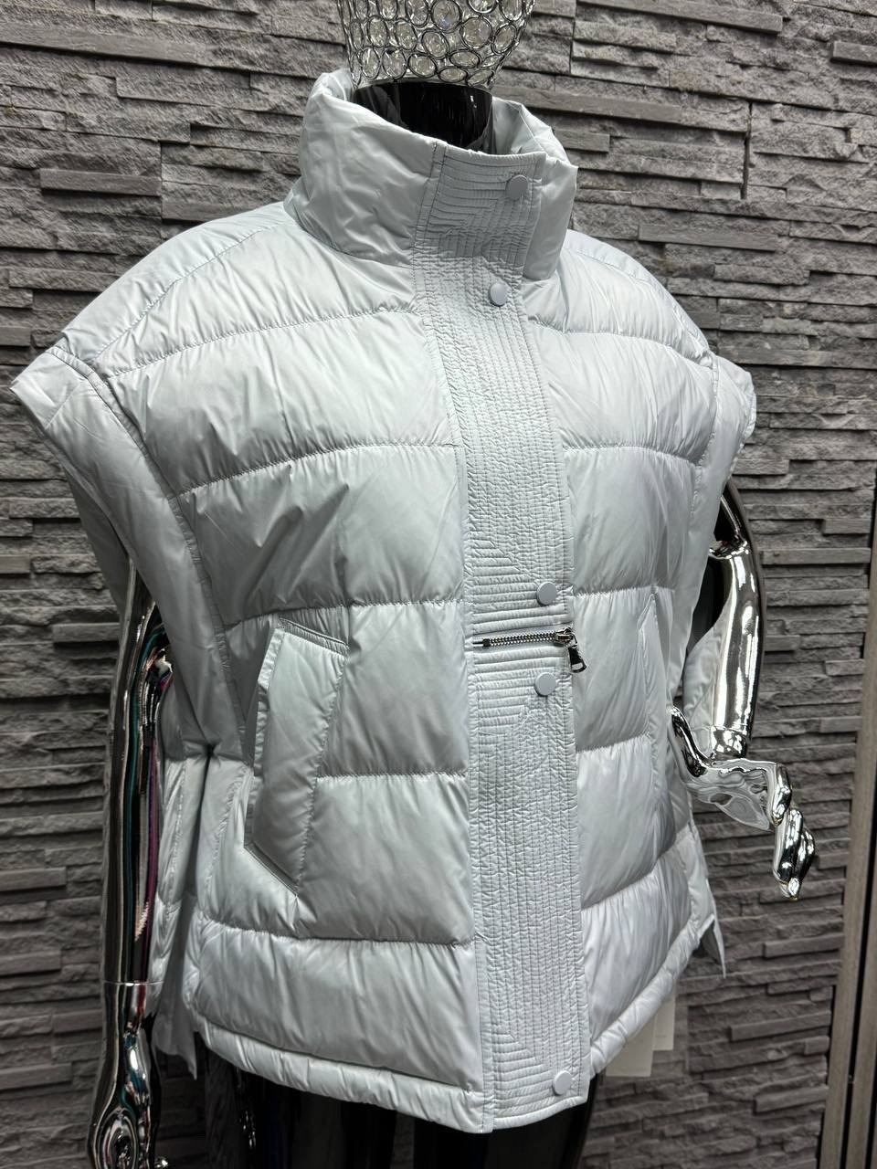 теплый жилет,жилет,женские жилеты,женская жилетка,утепленный жилет