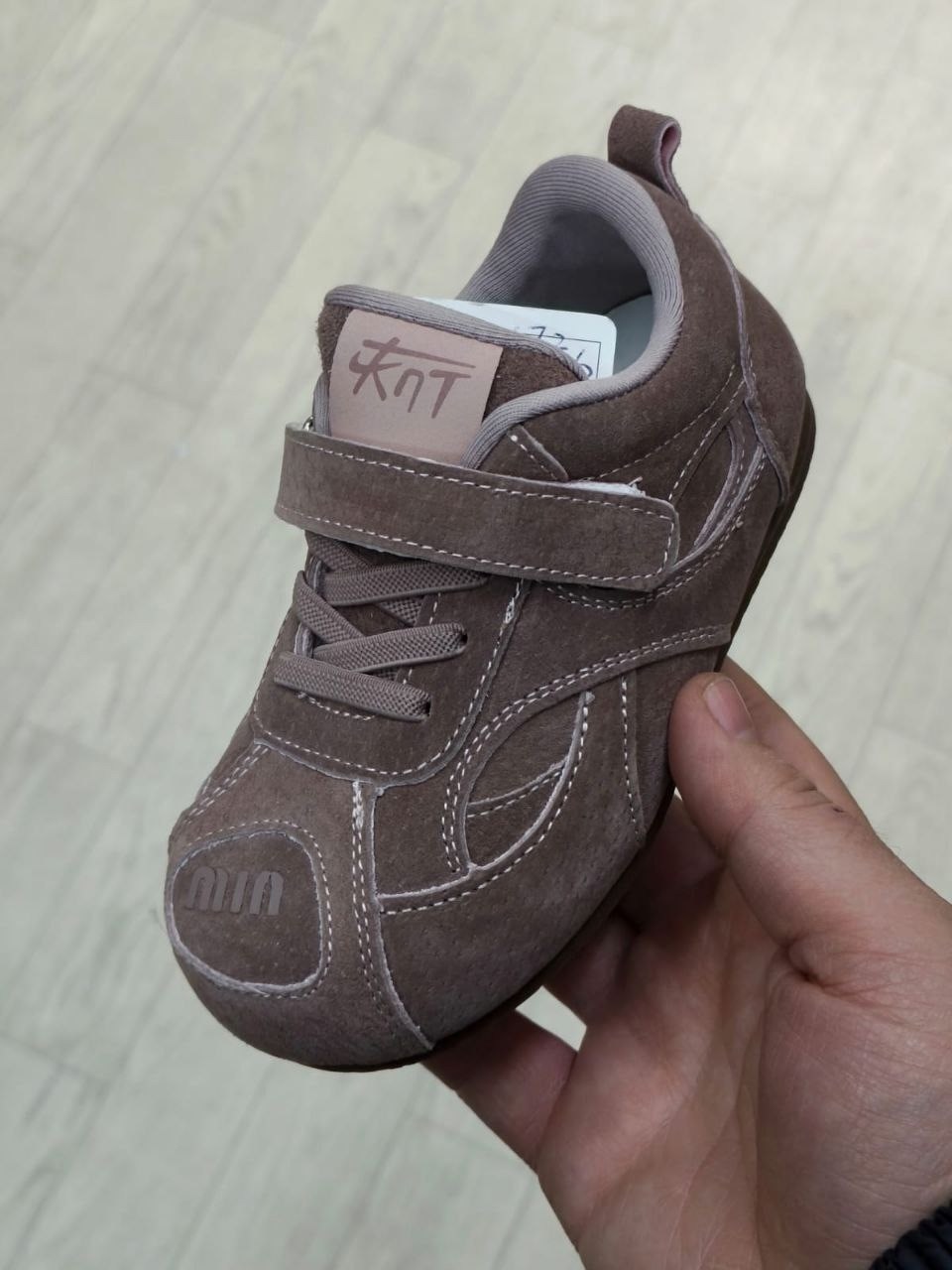 ,детские кроссовки,детская ,обуви,кроссовки подростковые