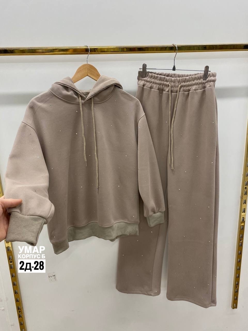 костюм белый,стильные костюмы,женский спортивный костюм,костюм с брюками,женские костюмы