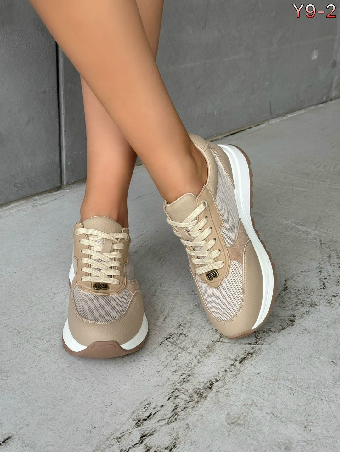 кроссовки женскиe,кроссовки летние женские,кроссовки для женщин,,бежевые кроссовки