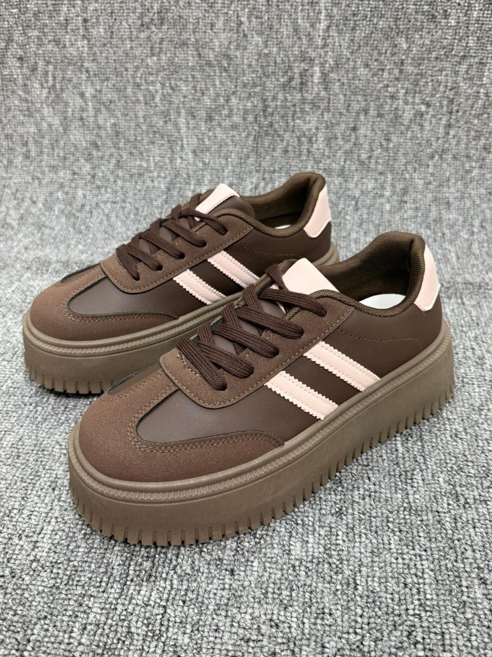 ,женские кроссовки,женская ,повседневные кроссовки,спортивная