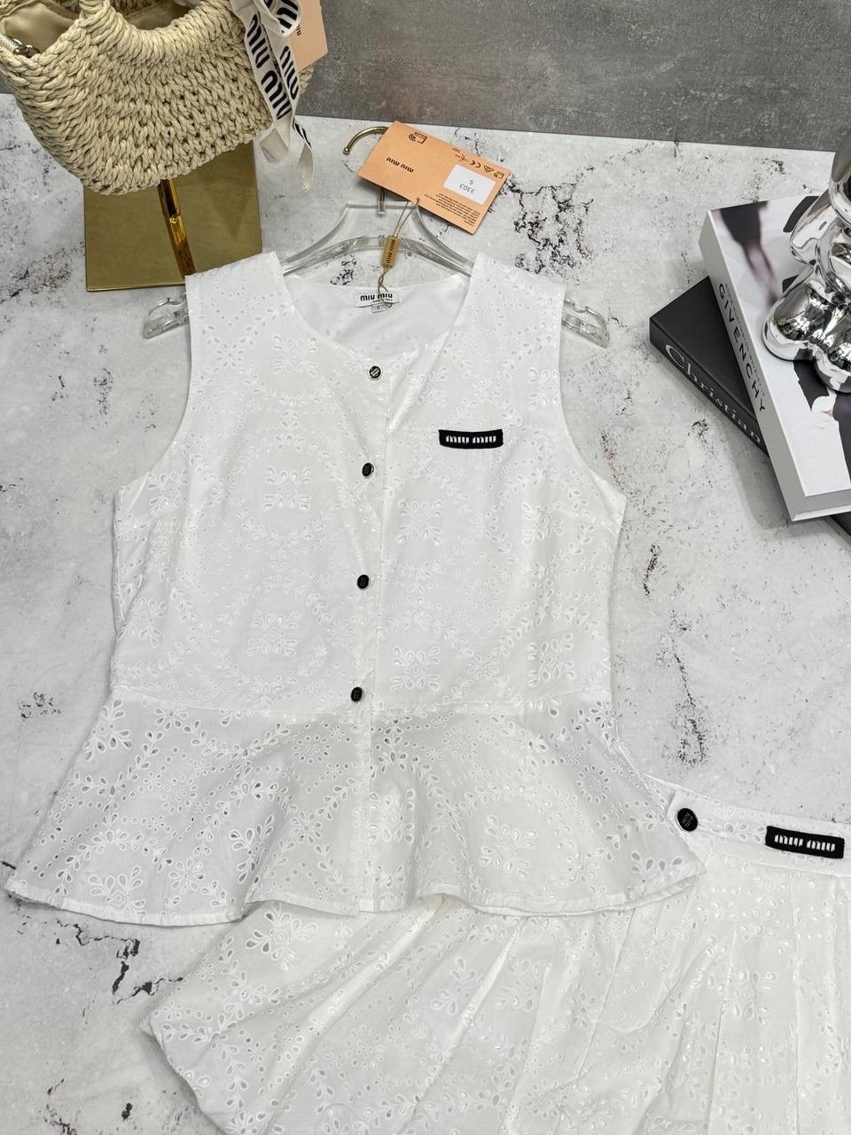 костюм с юбкой,блузка с оборками,одежда для девочек,платье комплект,женские костюмы