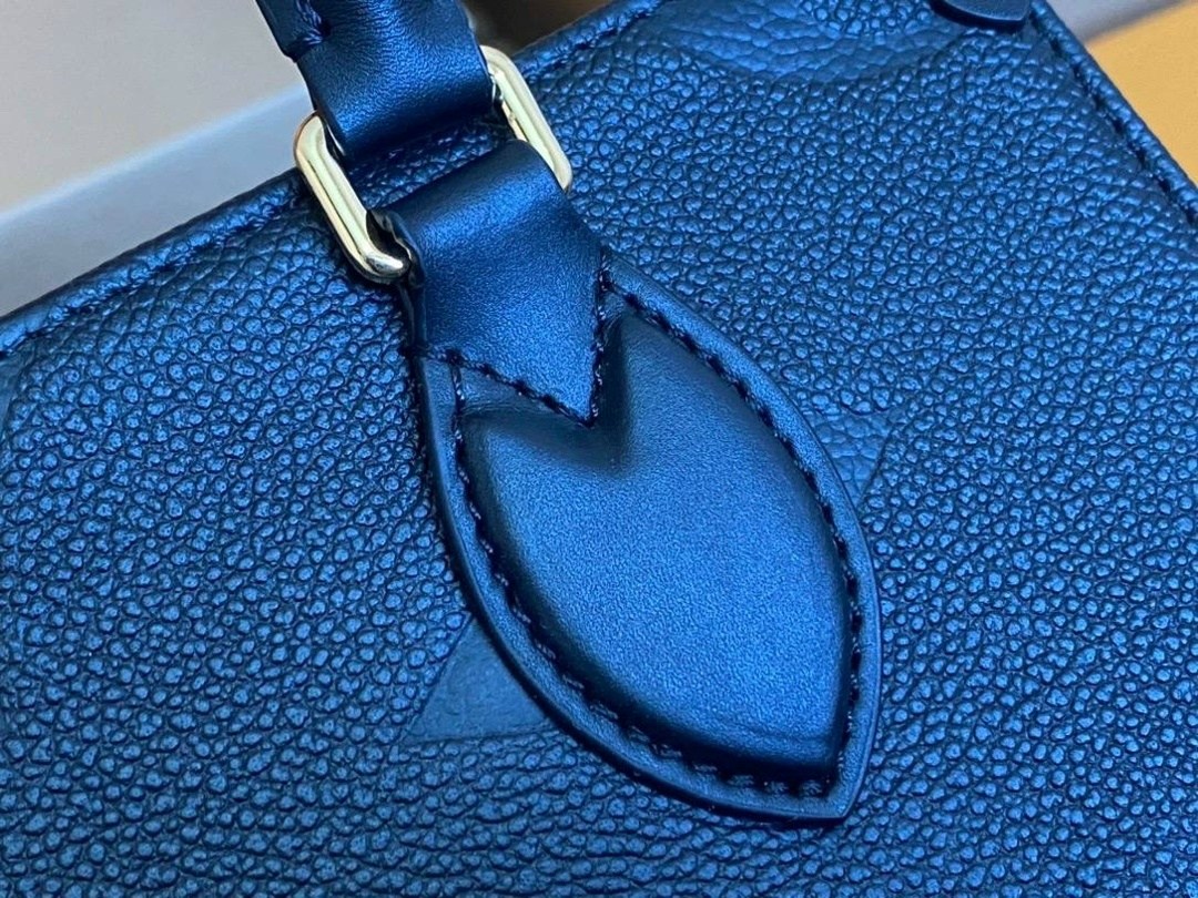louis vuitton сумка на плечо,женская синяя сумка louis vuitton onthego mm,сумка louis vuitton,сумка луи виттон черная женская,модная сумка