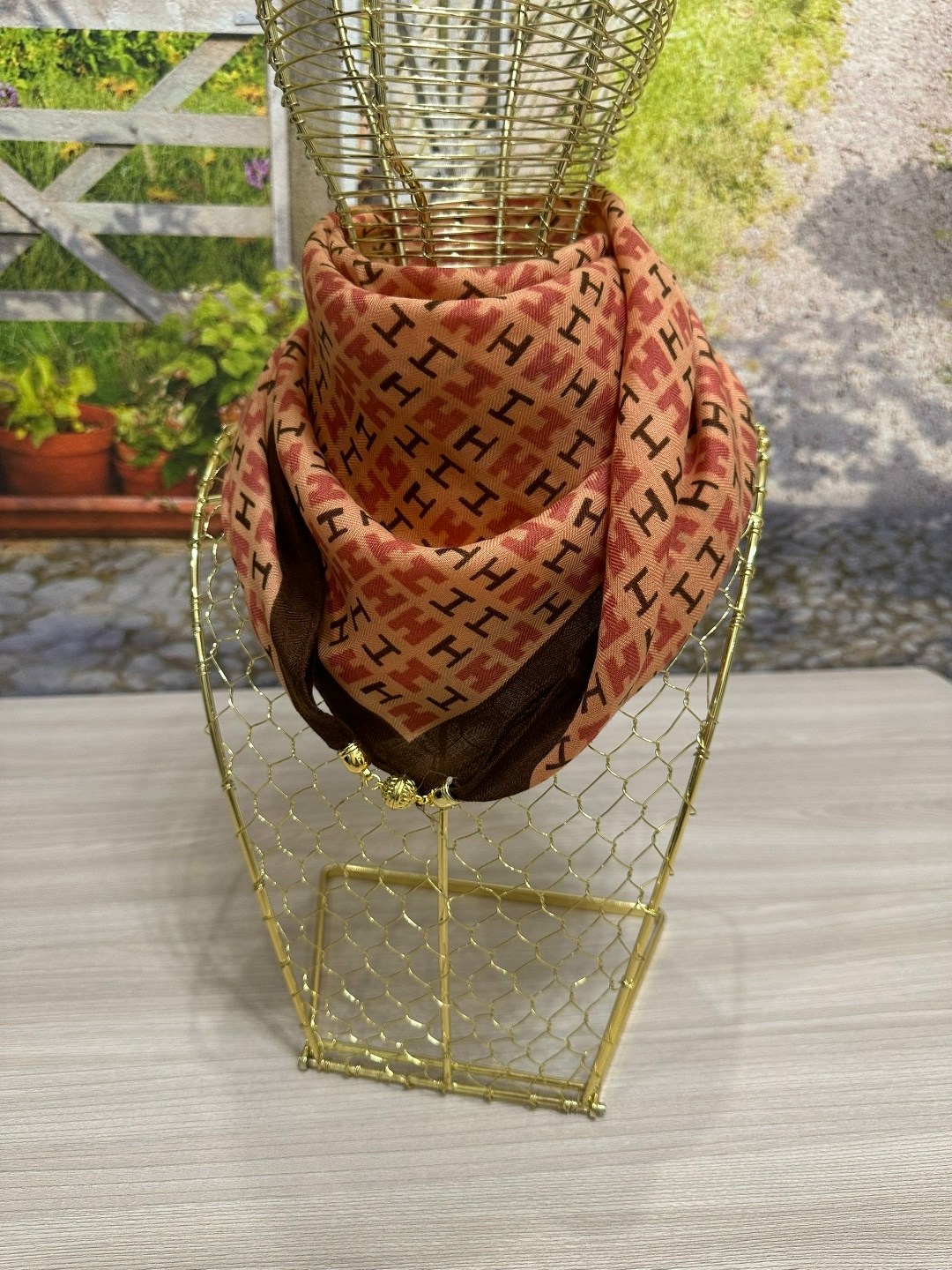 брендовый платок,шелковый платок,женские платки,шарфы для женщин,платок луи виттон